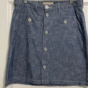 Levi’s lightweight denim ladies skirt